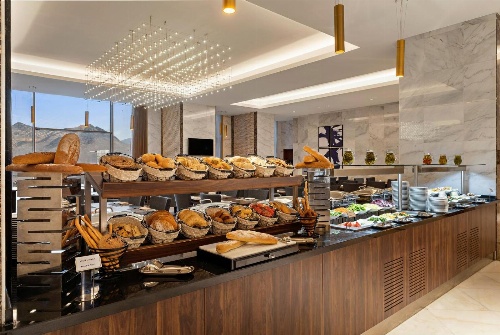 voco Makkah an IHG Hotel image 2